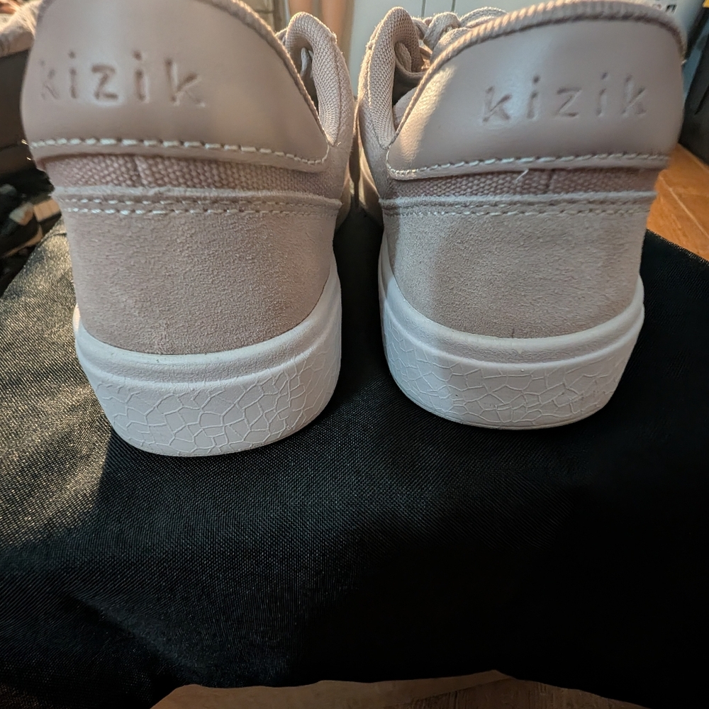Kizik Women's Pink Canvas Sneakers 7.5 - Picture 6 of 7